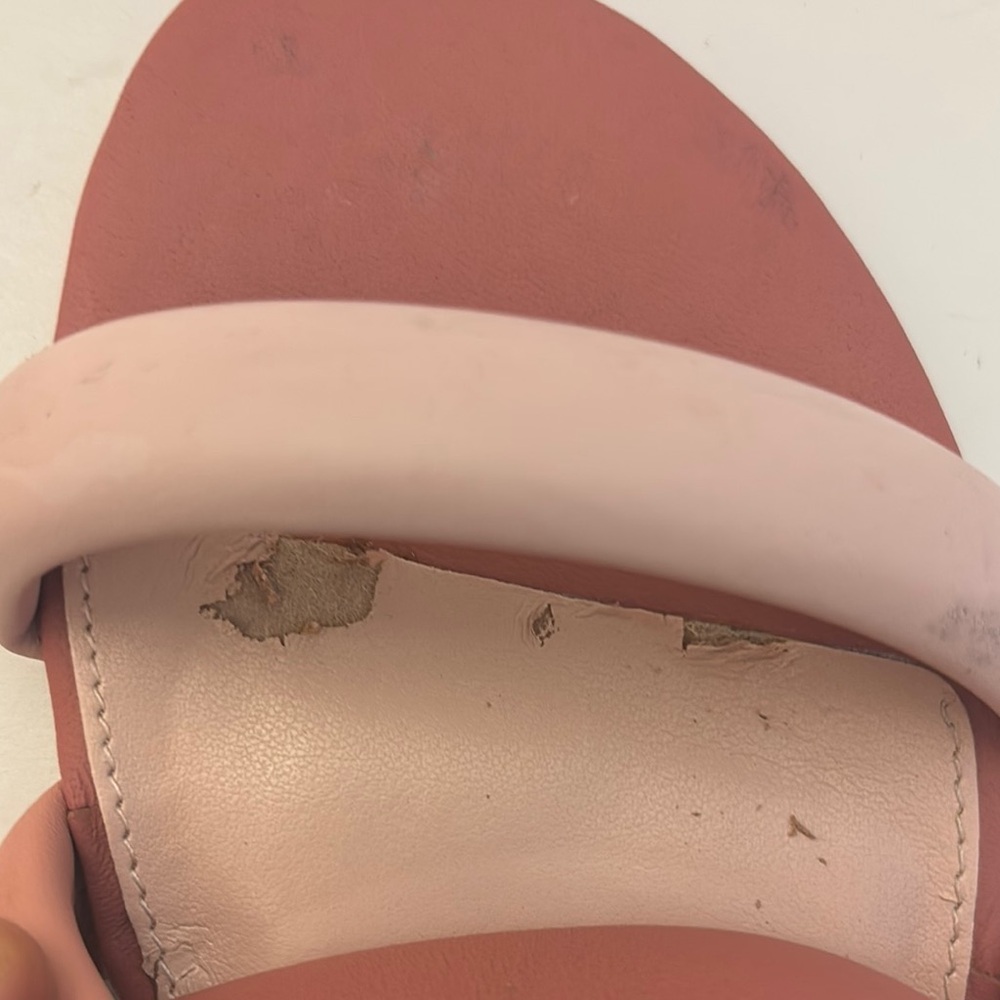 AVEC LES FILLES Carla Sandal in Dusty Rose
 With Some Peeling inside Sole - Picture 4 of 8
